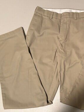 EUC Men's Tan Khakis   30 x 32"